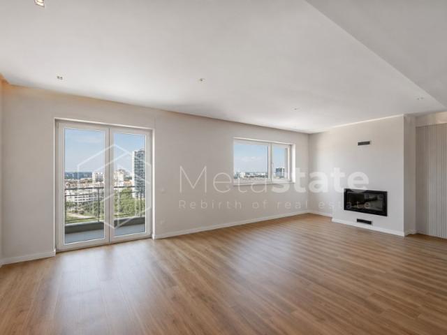 Apartamento venda em Santa Clara, Lisboa