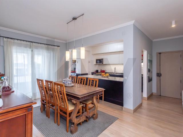 Apartamento venda em Quinta de São Martinho, Cascais