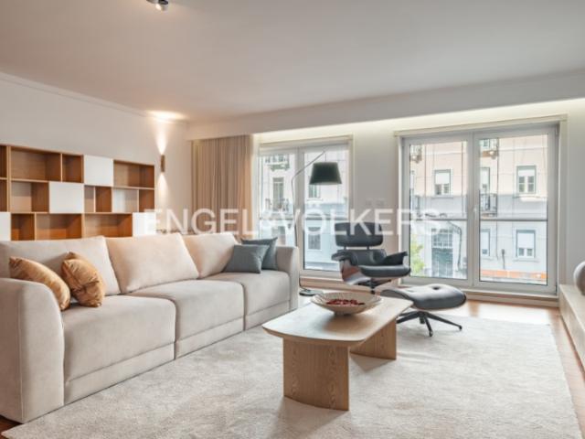Apartamento alugar em São Sebastião da Pedreira, Lisboa