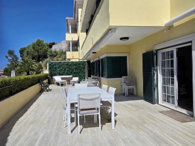 Apartamento venda em Quinta de São Martinho, Cascais