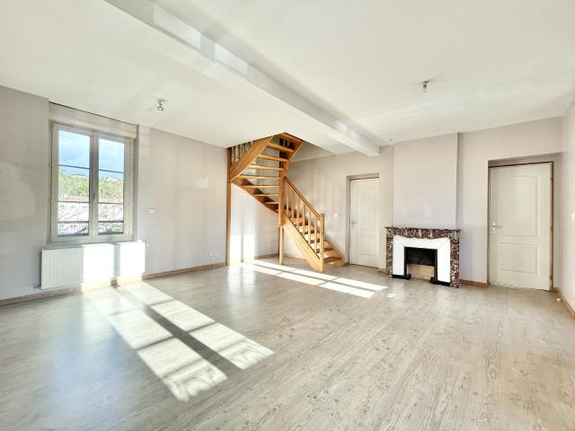 Duplex location à Saint-Étienne, Rive-de-gier