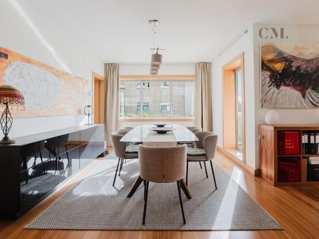 Apartamento venda em Porto, Lordelo Do Ouro