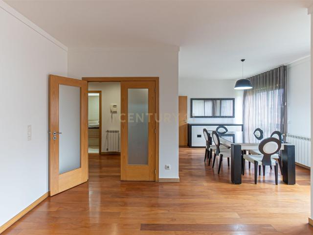Apartamento venda em Porto