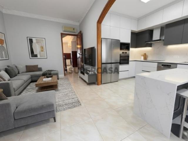 Casa venda em Pederneira, Leiria
