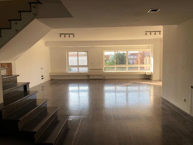 Apartamento alugar em Santo António, Lisboa