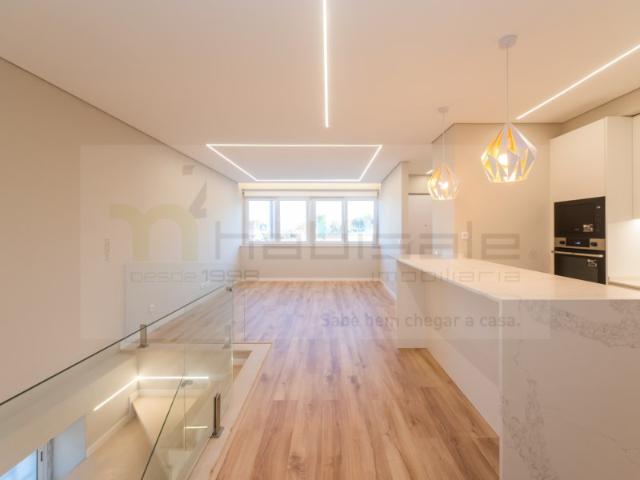 Duplex venda em Carcavelos e Parede, Cascais