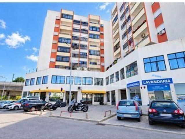 Apartamento venda em Fanqueiro, Seixal