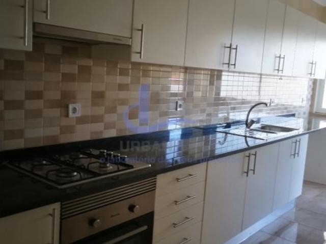 Apartamento alugar em Cacilhas, Almada