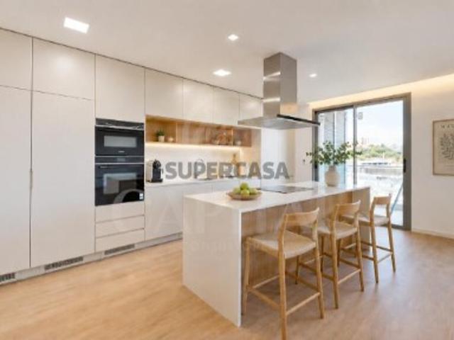 Casa venda em Bairro 18 de Maio, Oeiras