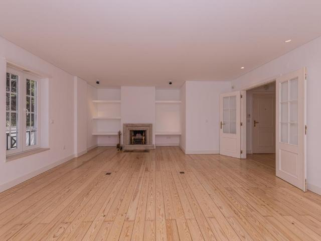 Apartamento alugar em Campo de Ourique, Lisboa