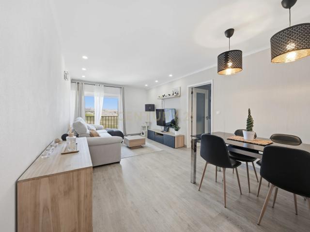 Apartamento venda em Santiago Dos Velhos, Lisboa