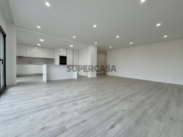 Casa venda em Urbanização Alto dos Moinhos, Montijo