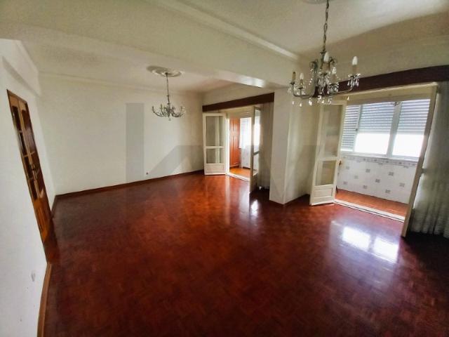 Apartamento venda em Alfragide, Damaia de Baixo