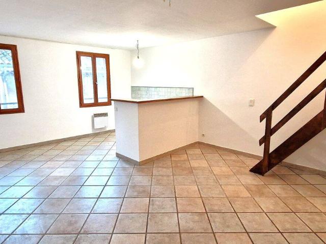 Appartement location à Châteaudouble, Var