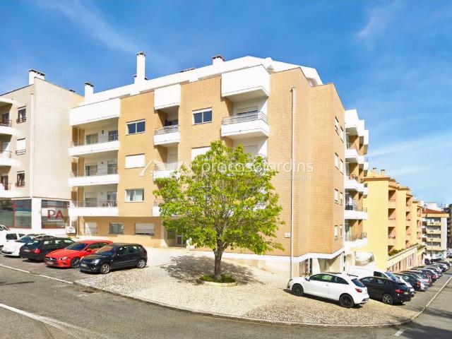 Apartamento venda em Cruz d'Areia, Leiria