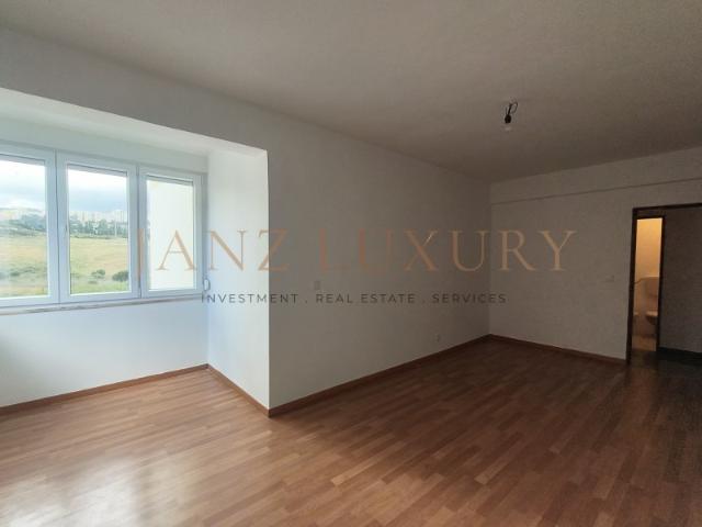 Apartamento alugar em Bairro Espírito Santo, Odivelas