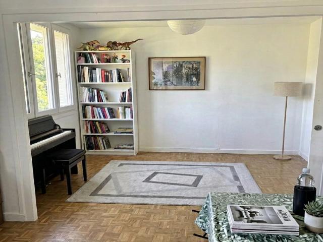 Appartement location à Francheville-le-Haut, Francheville