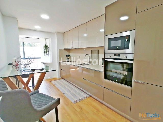 Apartamento alugar em Vila Nova De Gaia, Porto