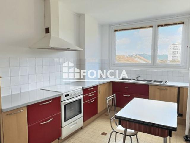 Appartement vente à Saint-Étienne, Firminy