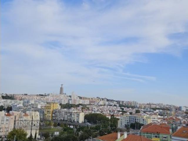 Apartamento venda em Almada Velha, Almada