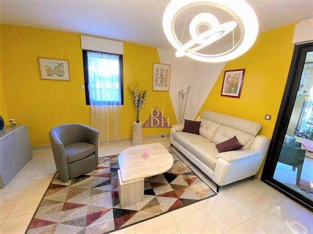 Appartement location à Arrondissement de Toulon, Hyères