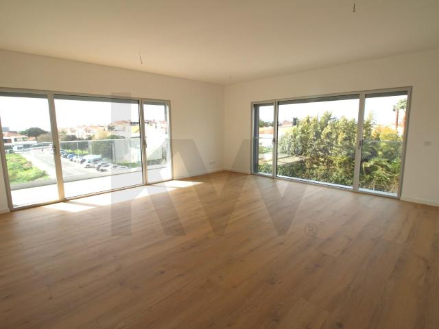 Apartamento alugar em Carcavelos, Cascais