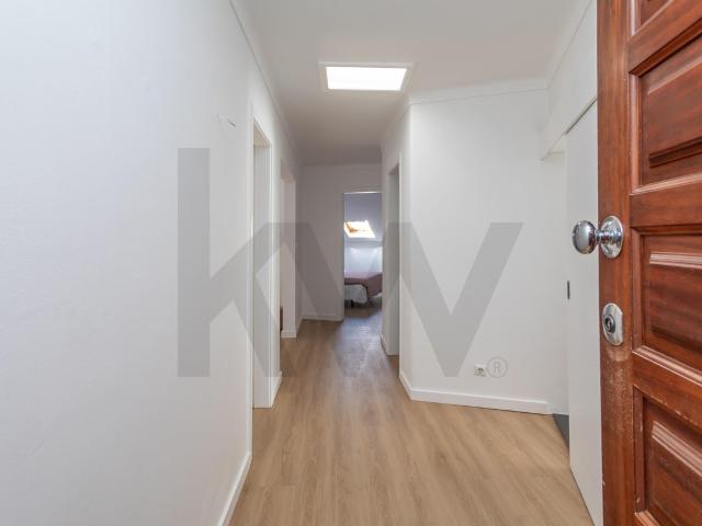 Apartamento alugar em Núcleo Urbano Histórico de Carcavelos, Cascais