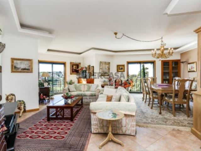 Casa venda em Damaia, Amadora