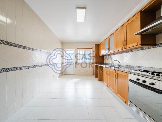 Apartamento alugar em Caldas Da Rainha, Leiria