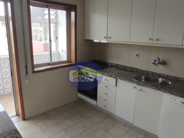 Apartamento venda em Maia, Gueifães