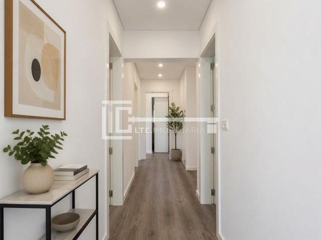 Apartamento venda em Quinta do Morgado, Lisboa