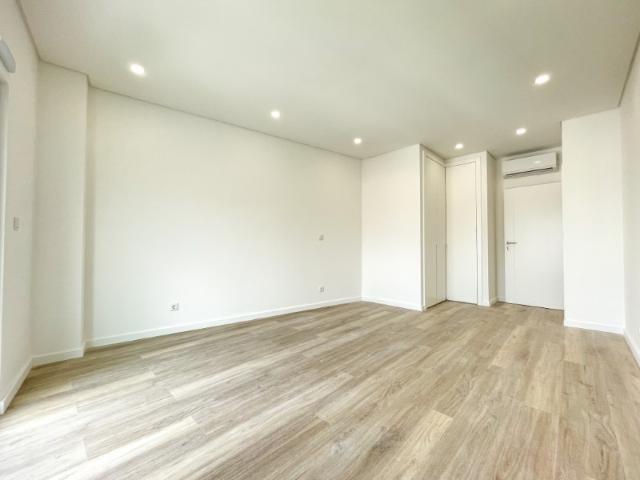 Apartamento venda em Póvoa De Santa Iria