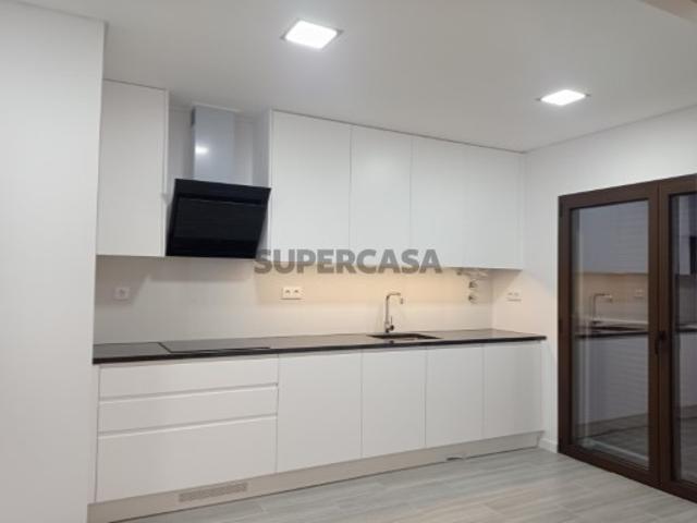 Casa venda em Urbanização Alto dos Moinhos, Montijo
