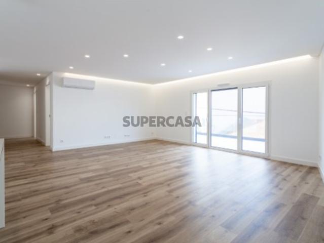Casa venda em Santa Iria de Azoia, São João da Talha e Bobadela, Loures