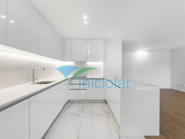 Apartamento venda em Maia, Gueifães