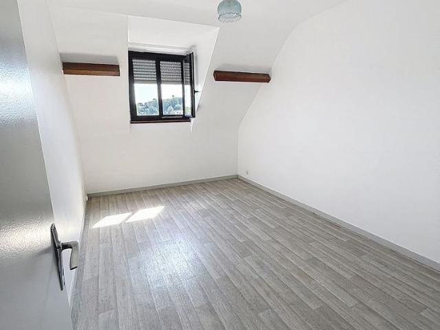 Appartement location à Oloron-Sainte-Marie, Oloron-sainte-marie