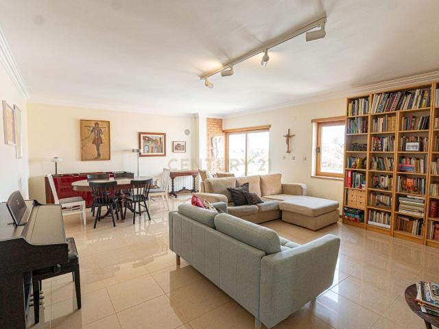 Apartamento venda em Tapada do Mocho, Oeiras