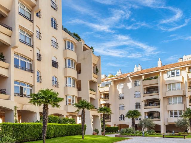 Apartamento alugar em Bairro do Rosário, Cascais