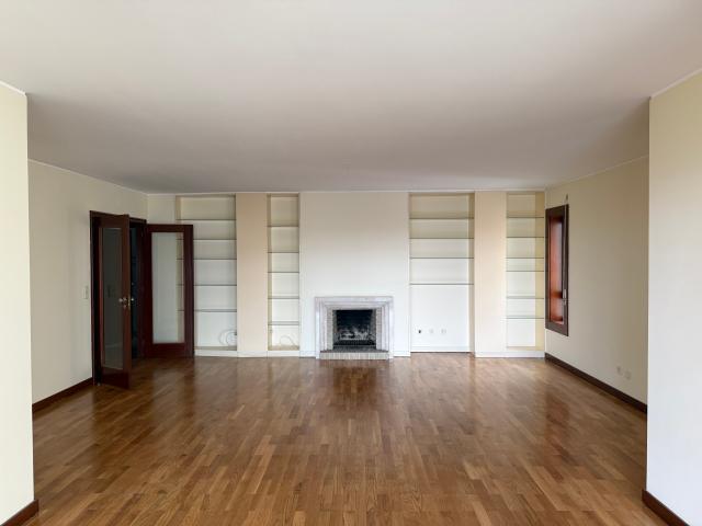 Apartamento alugar em Porto, Aldoar