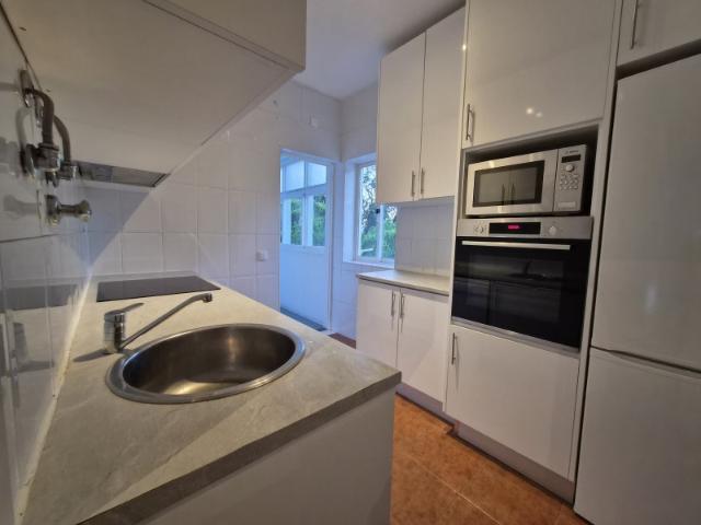 Apartamento alugar em Núcleo Urbano Histórico de Oeiras, Oeiras