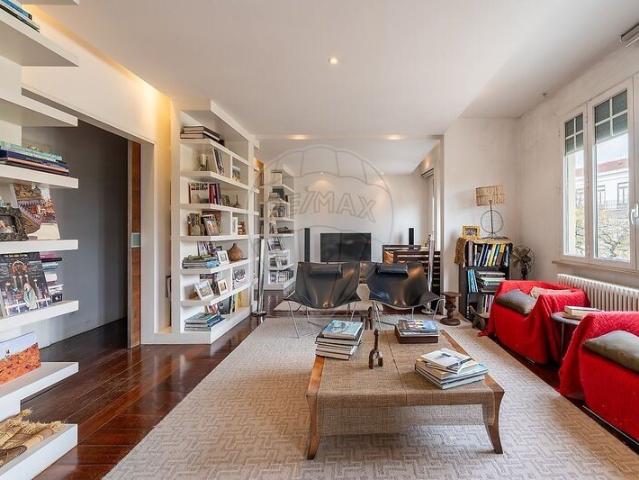 Apartamento venda em Misericórdia, Lisboa