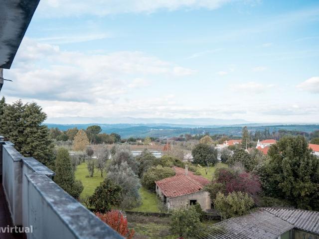 Apartamento venda em Carregal Do Sal, Viseu