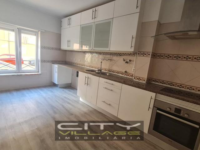 Apartamento venda em Quinta do Conde, Sesimbra