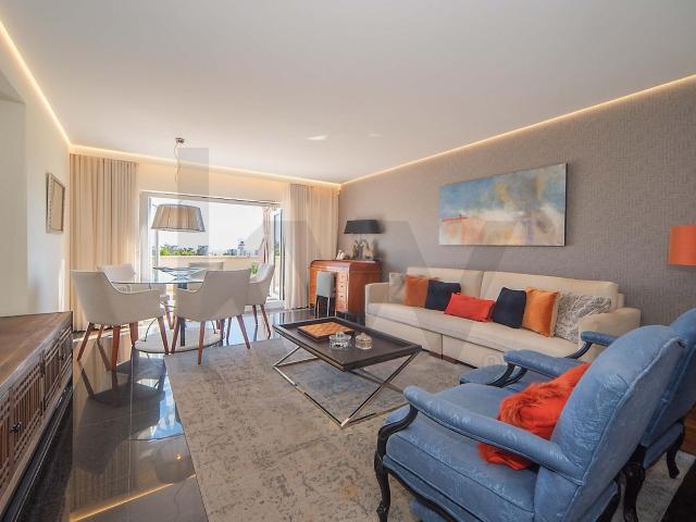 Apartamento venda em Urbanização Real Forte, Santiago Dos Velhos