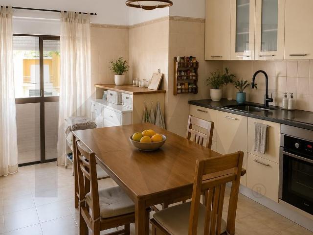Apartamento venda em Seixal, Setúbal