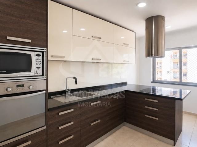 Apartamento venda em Portela da Azóia, Santiago Dos Velhos