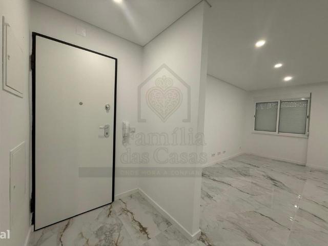 Apartamento venda em Amora, Paivas