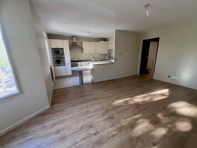 Appartement location à Le Perroux, Alix