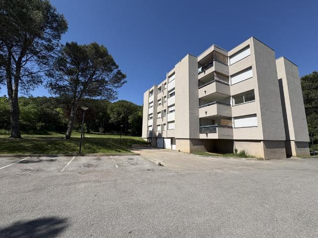Appartement location à Nîmes, Bagnols-sur-cèze