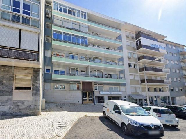 Apartamento venda em São Francisco Xavier, Lisboa